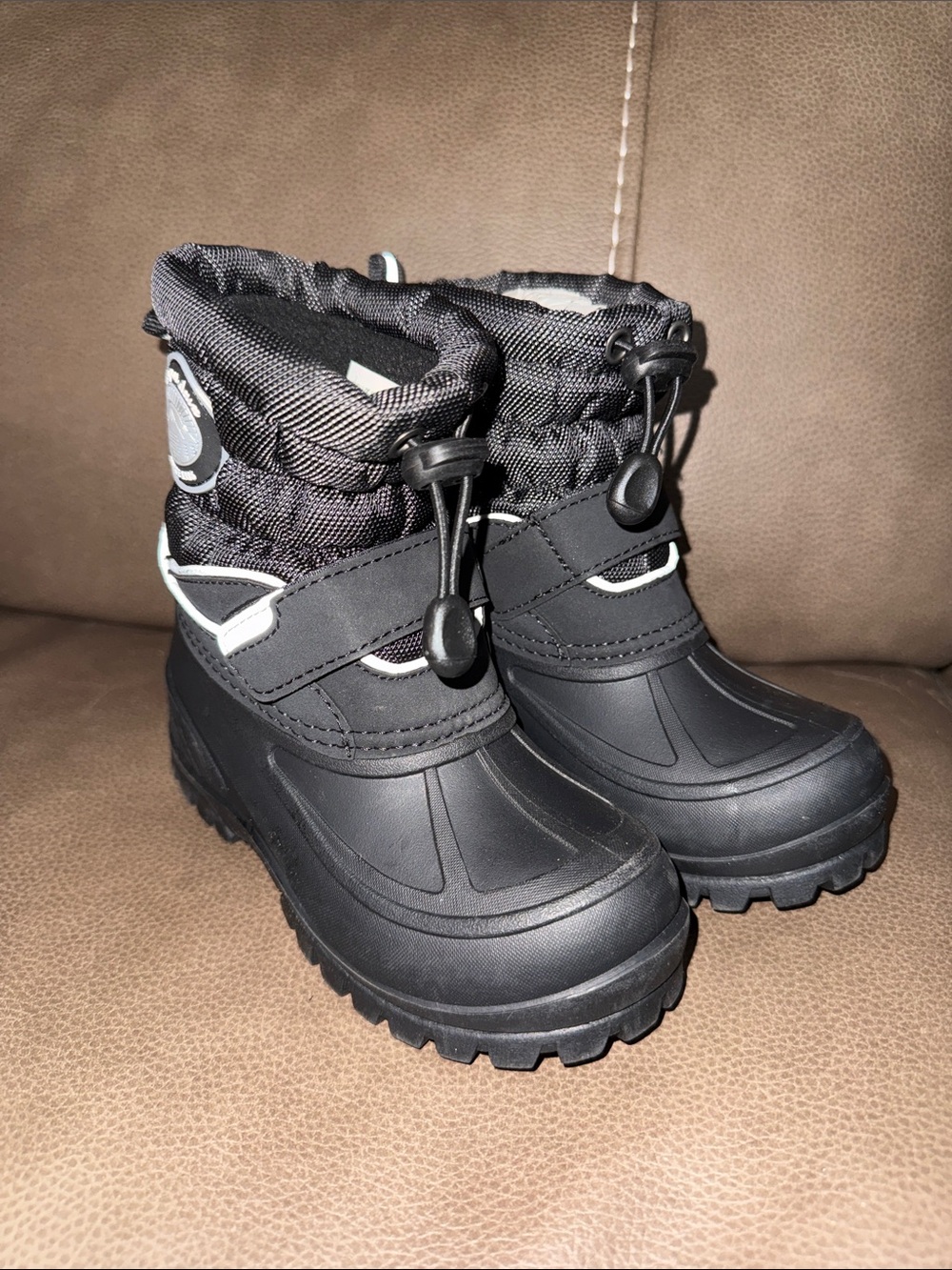 deux par deux Black Kids Waterproof Snow Boots with Toggle Closure